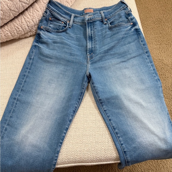 MOTHER LiL’ Rambler Zip Flood Color: Out of the Blue Straight Leg Jeans - Picture 10 of 14